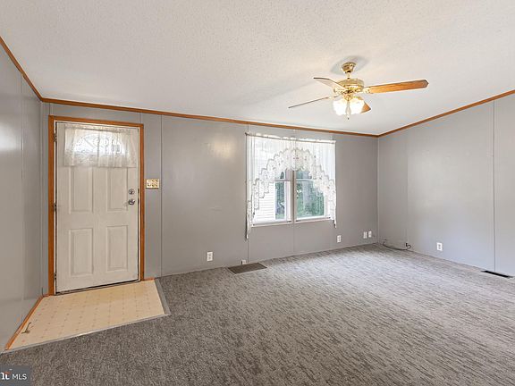5th image of 116 Dawn St #22
