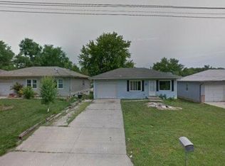 531 E State St, Marshall, MO 65340