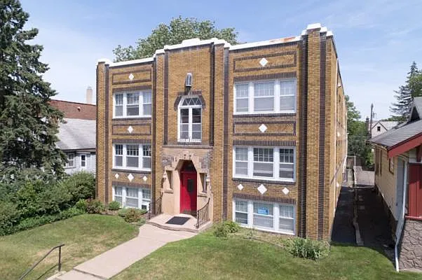 Grand Ave Apartments