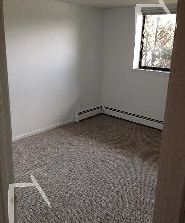 2nd image of 17 Winter St APT 10