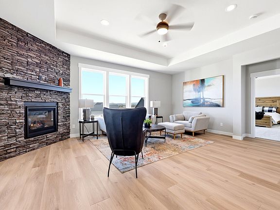 4th image of 460 Legacy Rd