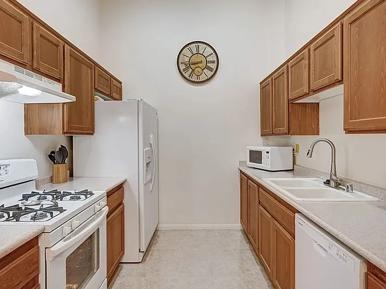 8985 S Durango Dr #2014 — Photo 5