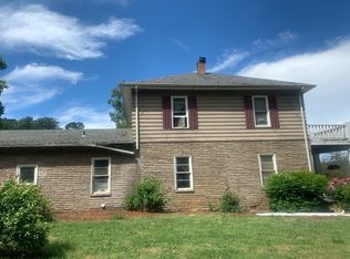 38570 SW Dent Rd, Willamina, OR 97396