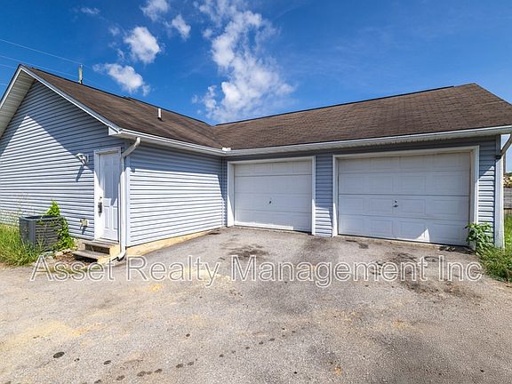 4th image of 152 Red Bud Ln