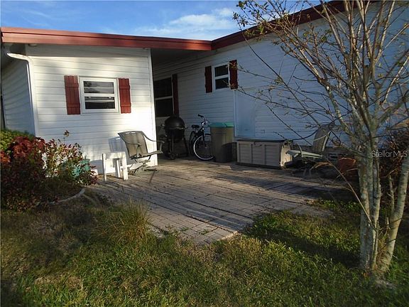 3rd image of 2028 E Lake Dr #1511