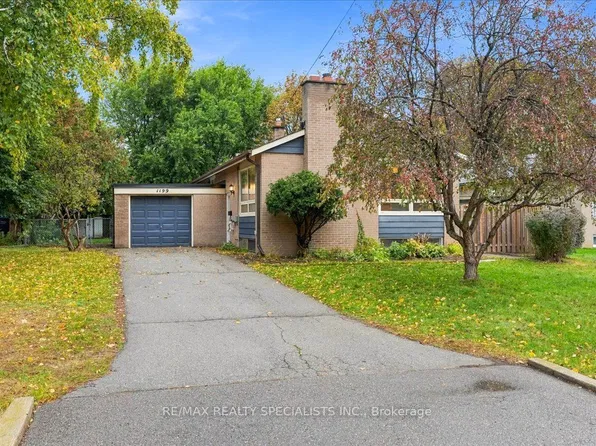 1199 Whittington Rd, Mississauga, ON L5J 3J8