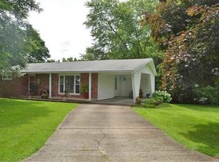 220 Hillcrest Dr, Windsor, MO 65360