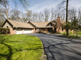 8494 Cedar Hills Dr, Dexter, MI 48130