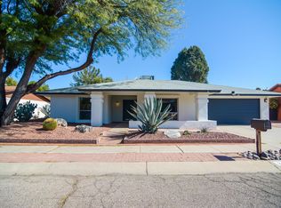 7391 E Rio Verde Dr, Tucson, AZ 85715