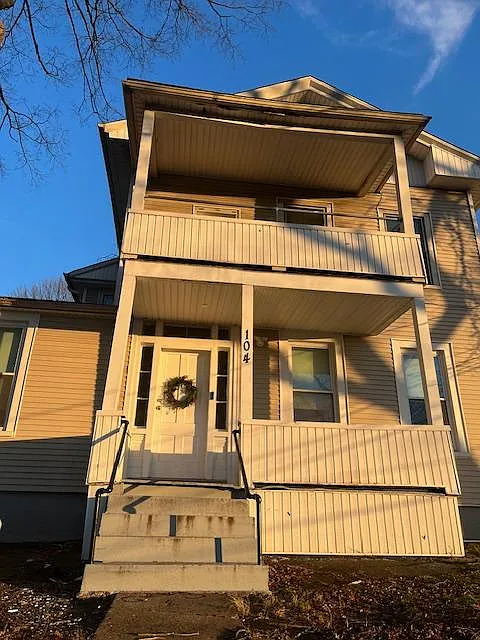 104 S Colony St #2