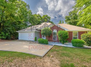 28 Redwood Dr, Phenix City, AL 36869