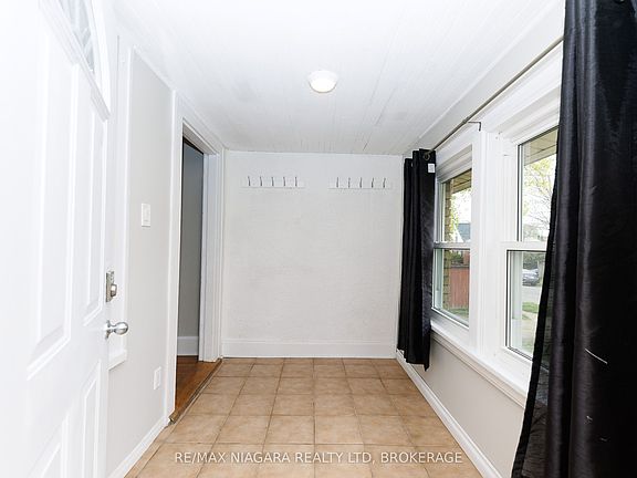5th image of 5015 5th Ave