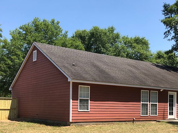 2nd image of 130 Ray Rd