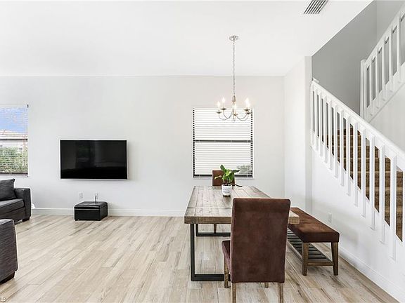 3rd image of 5376 Brin Way