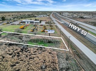 201 Hill Rd, Victoria, TX 77905