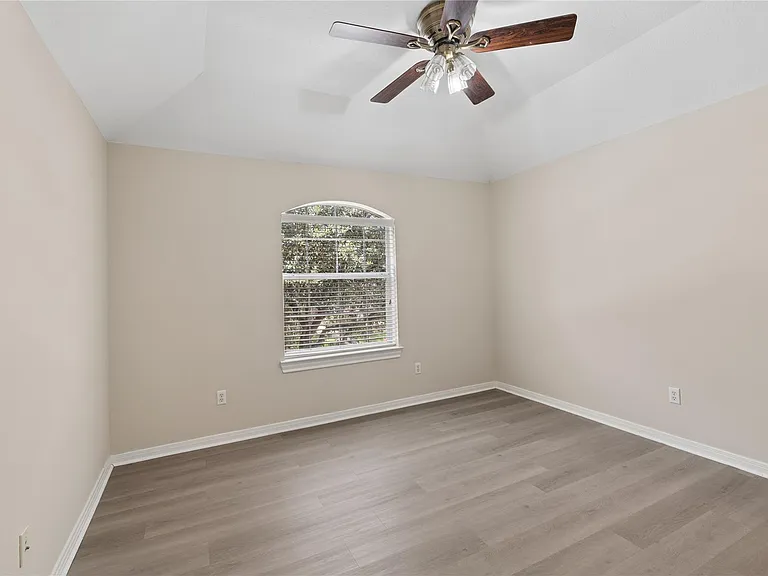 6414 Pinewood Trace Ln — Photo 18