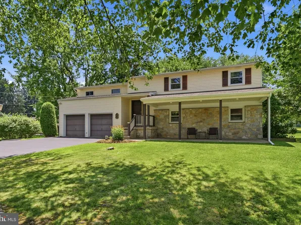 1286 Clearbrook Rd, West Chester, PA 19380