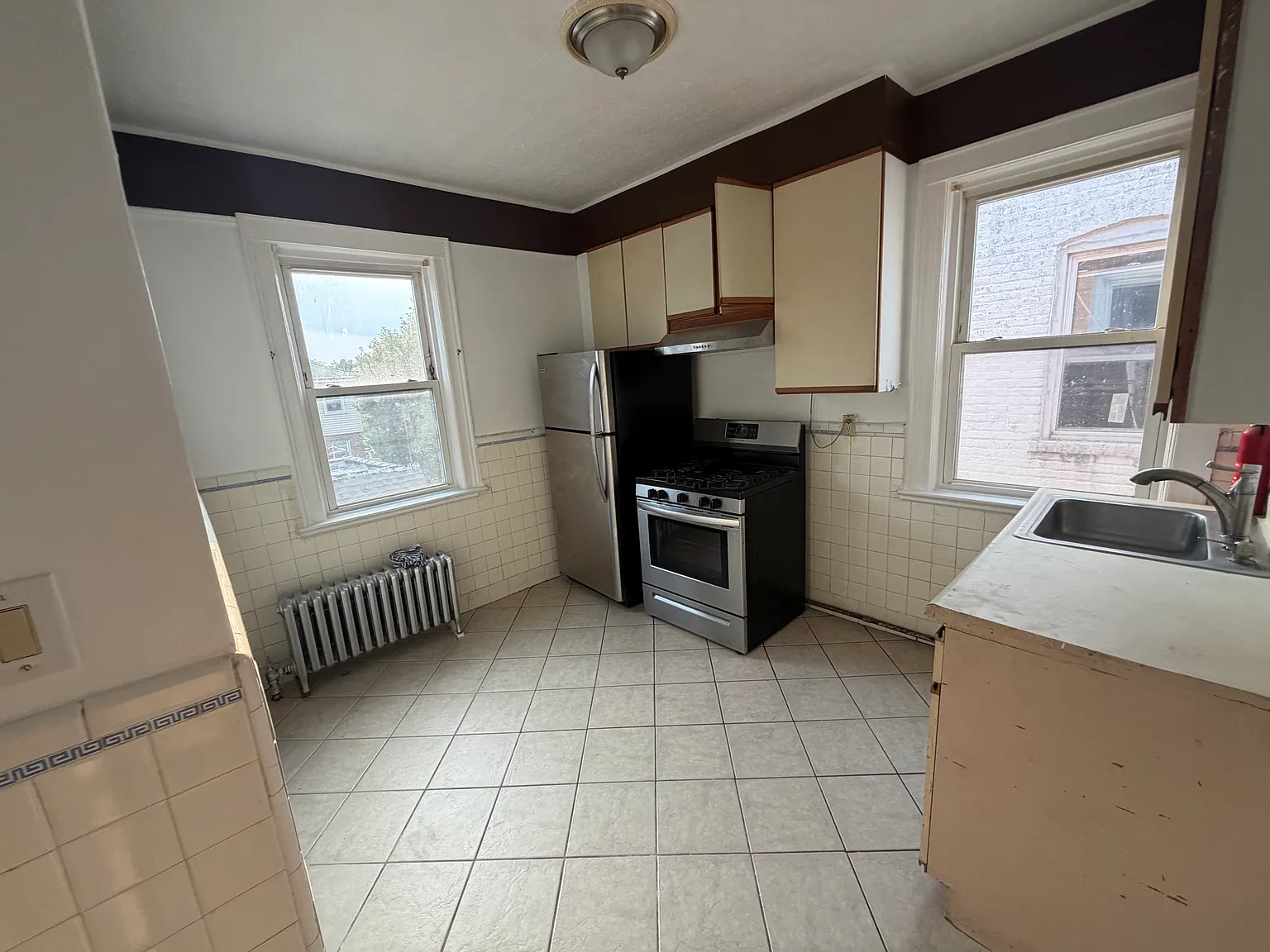 2 bed, $2,500 — Photo 1
