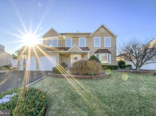 6079 Mark Cir, Bensalem, PA 19020