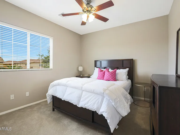 15941 W Mauna Loa Ln — Photo 18