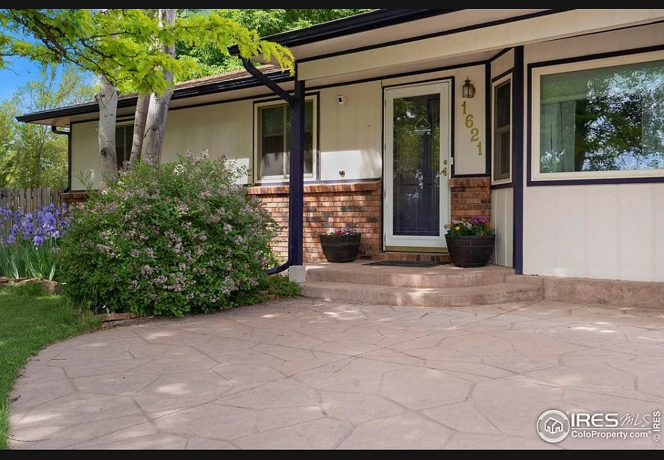 4 bed, 2648 sqft, $3,000 — Photo 2