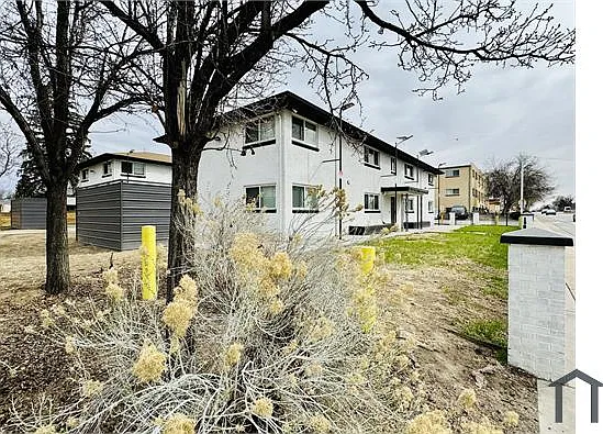 10011 Montview Blvd #C — Photo 8