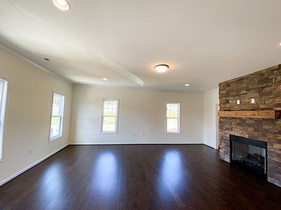 3rd image of 4263 Hannah Belle Way