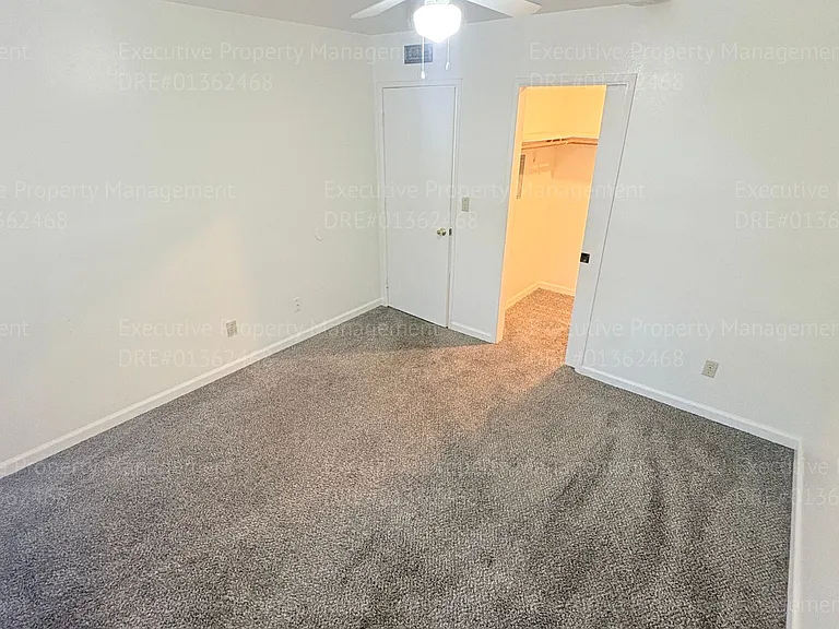 2425 Westholme Blvd — Photo 17