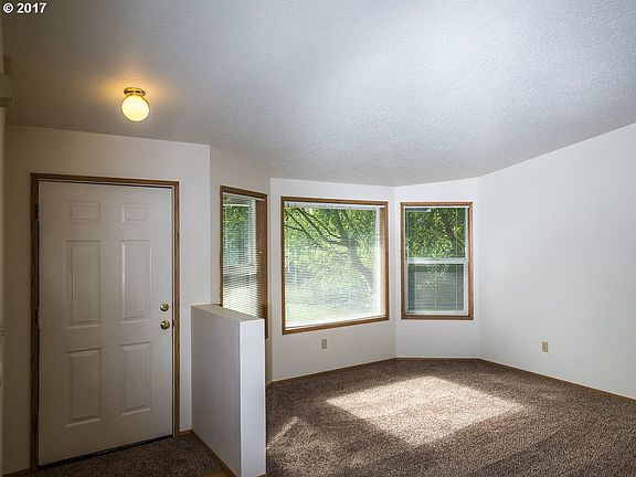 2nd image of 9218 NE 19th St