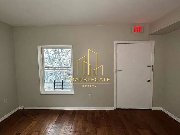 5th image of 406 Park Ave #44