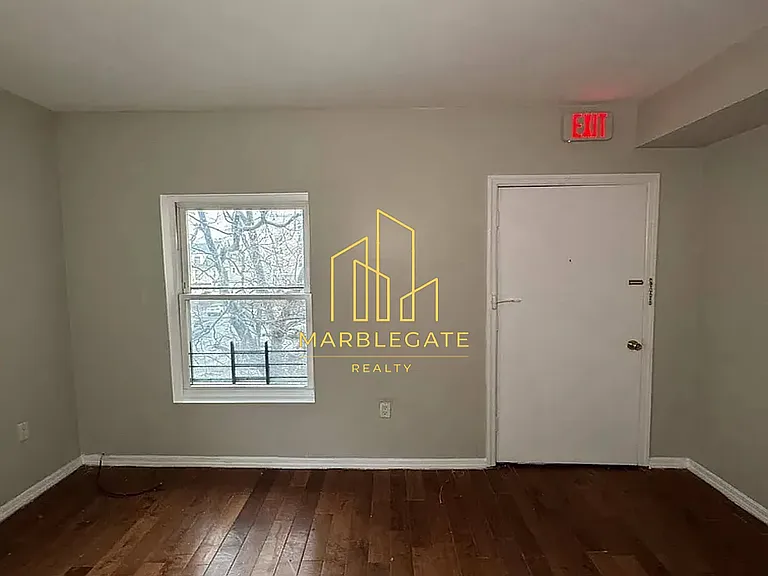 406 Park Ave #44 — Photo 5