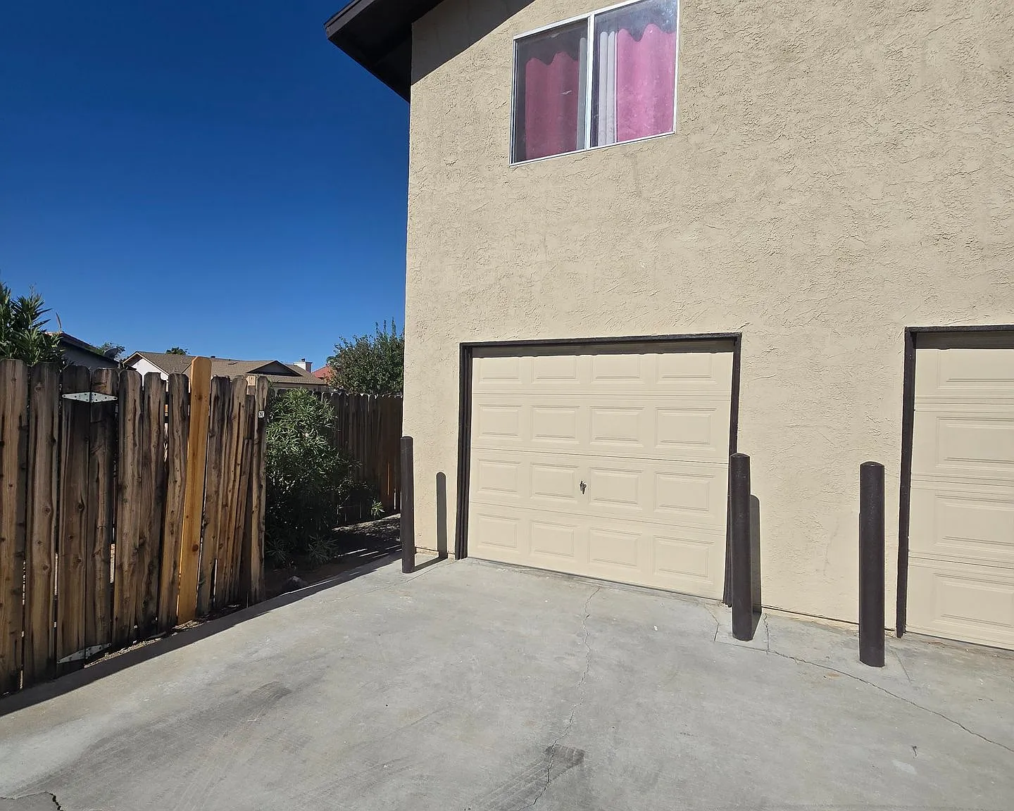 PLACE 801 Capehart — Photo 1