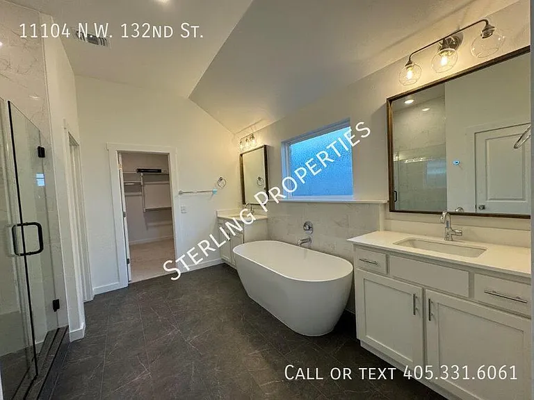 11104 NW 132nd St — Photo 28