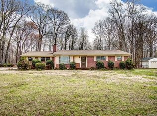 4220 Greenhaven Ln, Gastonia, NC 28056