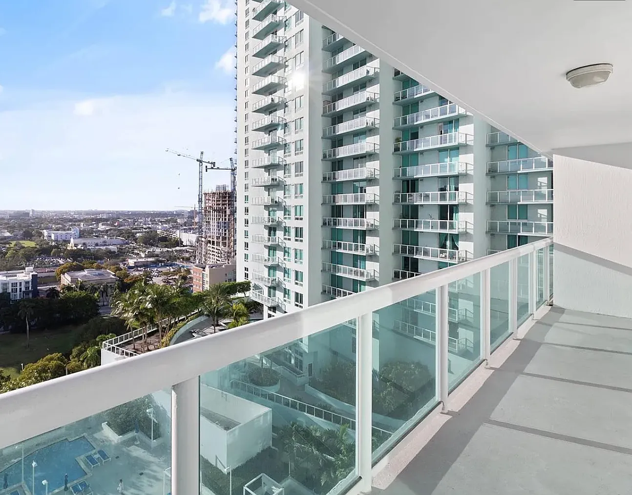 1 bed, 822 sqft, $2,600 — Photo 1