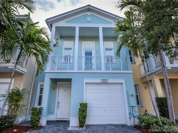 7406 NW 108th Path, Miami, FL