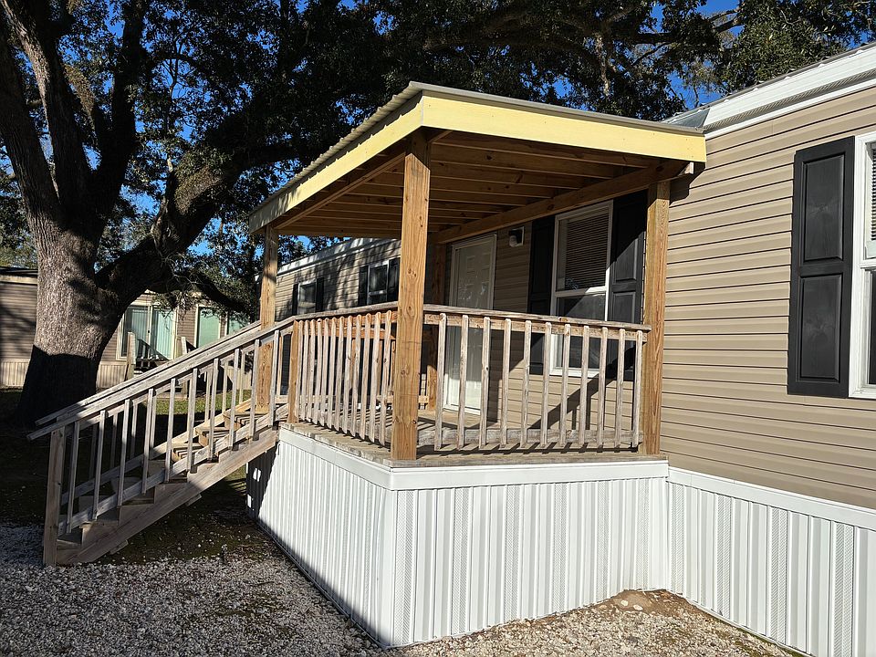 1st image of 426 N Main St Trailer 2