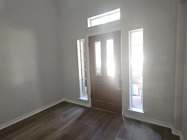 1738 Rock Ridge Dr — Photo 6