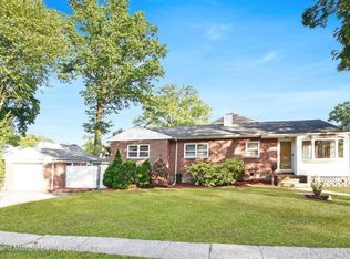 192 Sycamore St, Staten Island, NY 10312