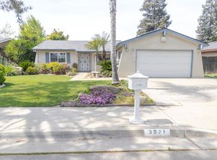 3071 N El Capitan Ave, Fresno, CA