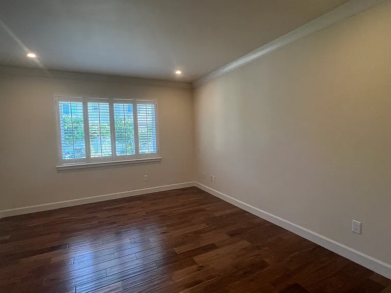 55 W Arthur Ave — Photo 32