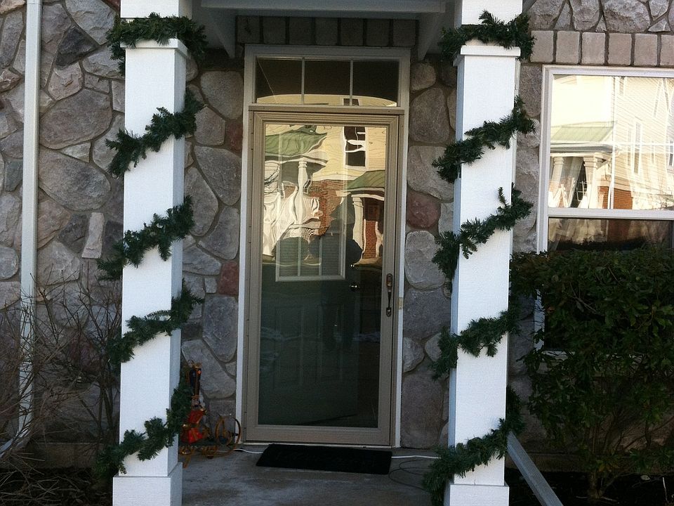 1st image of 343 Red Ryder Dr