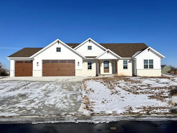 W6944 Ridgeline Trl, Greenville, WI 54942