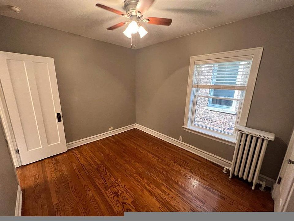 1st image of 140 S Austin Blvd #2