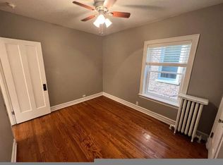 140 S Austin Blvd #2, Oak Park, IL 60304