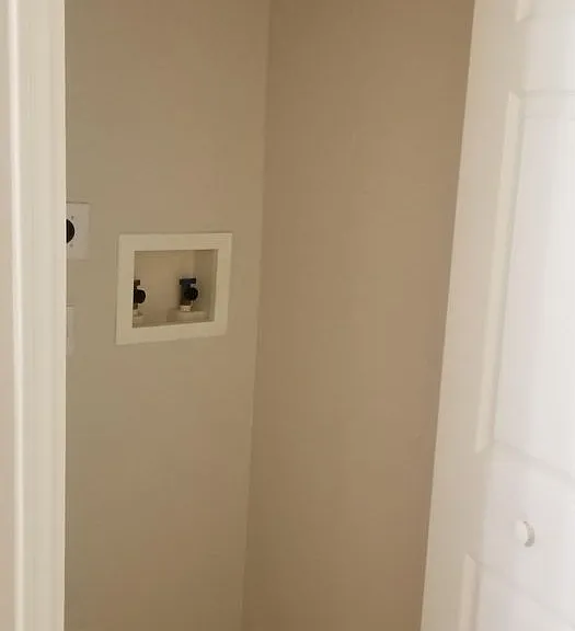 911 N Orange Ave #422 — Photo 11
