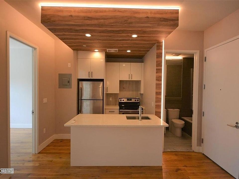 1st image of 484 Hancock St APT 3B