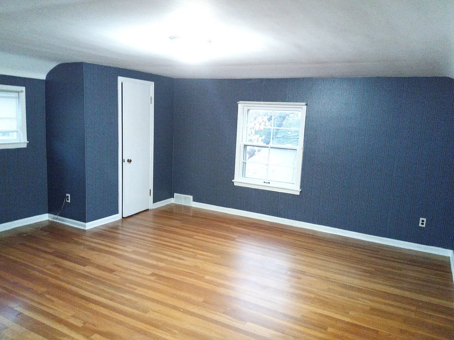 4 bed, 1.5 bath, $1,995 — Photo 3