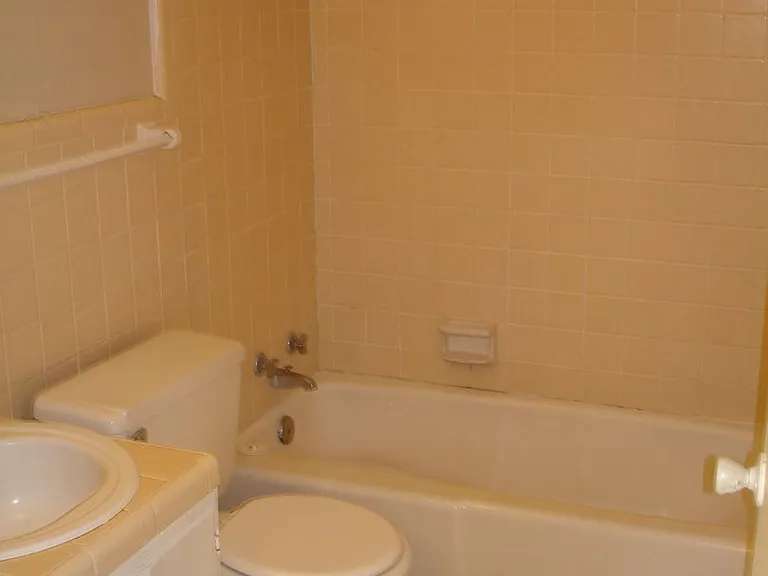 955 Violet St — Photo 17