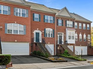 4087 River Forth Dr, Fairfax, VA 22030